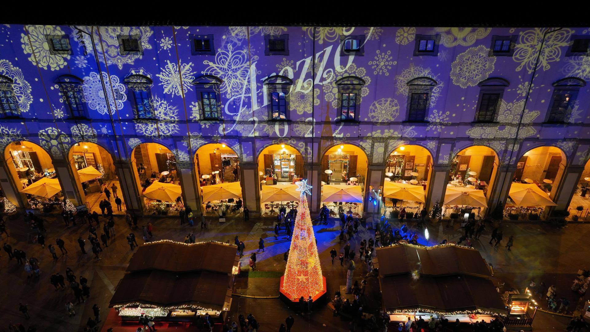 Immagine di sfondo della pagina Torna il Natale di Arezzo
