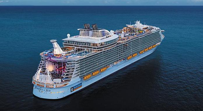 Immagine di sfondo della pagina Coronavirus, Royal Caribbean interrompe le crociere