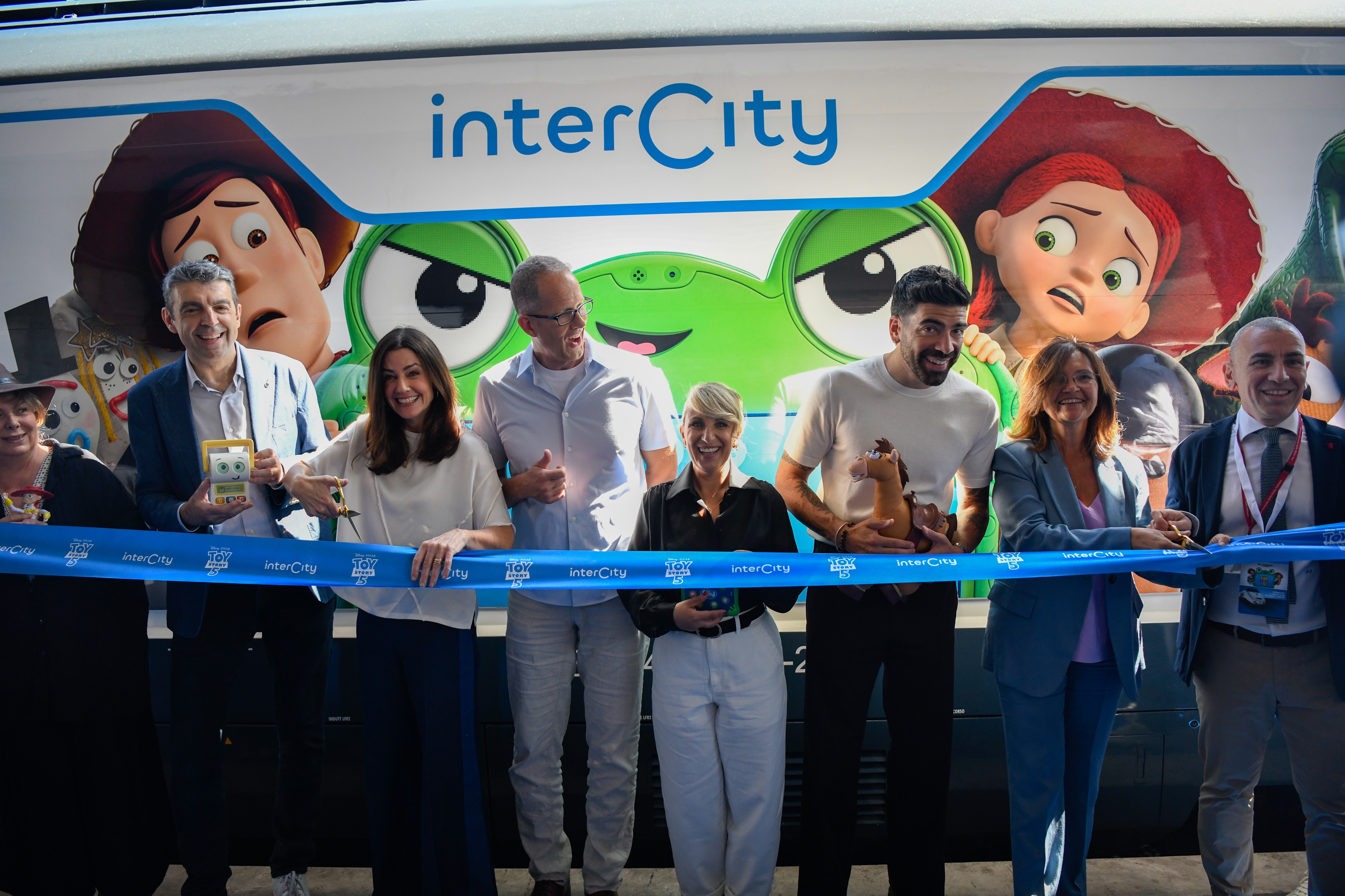 Immagine Trenitalia e Disney-Pixar portano Toy Story 5 a bordo degli Intercity