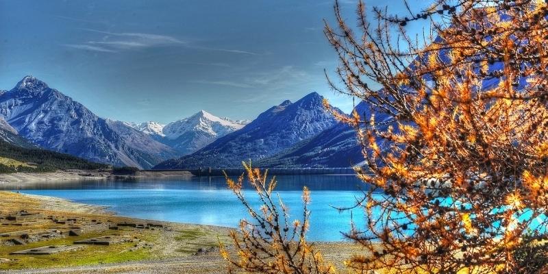 Immagine di sfondo della pagina Valtellina Turismo punta su social e digital