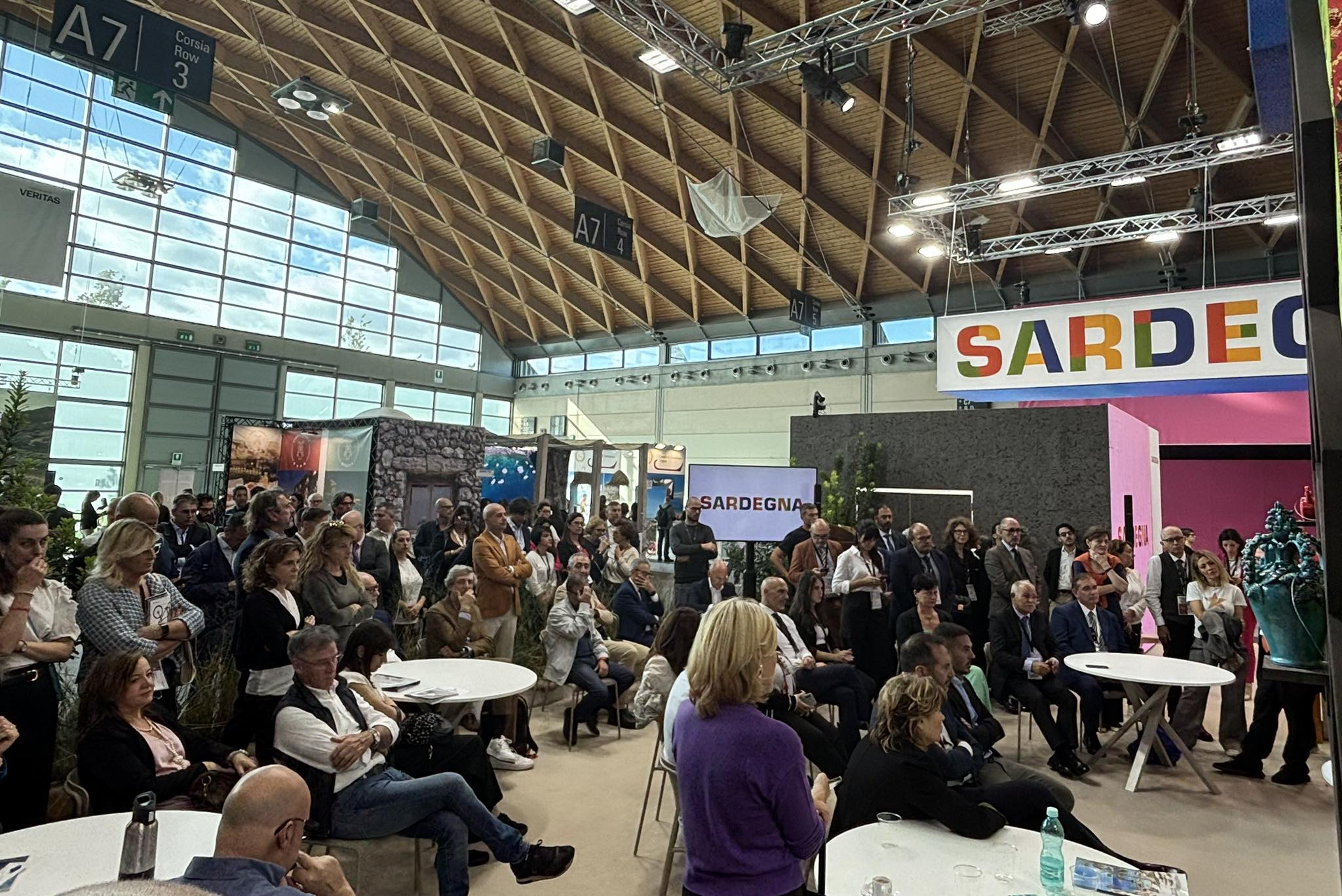 Immagine Sardegna protagonista al TTG 2024: Cuccureddu annuncia un nuovo modello di turismo