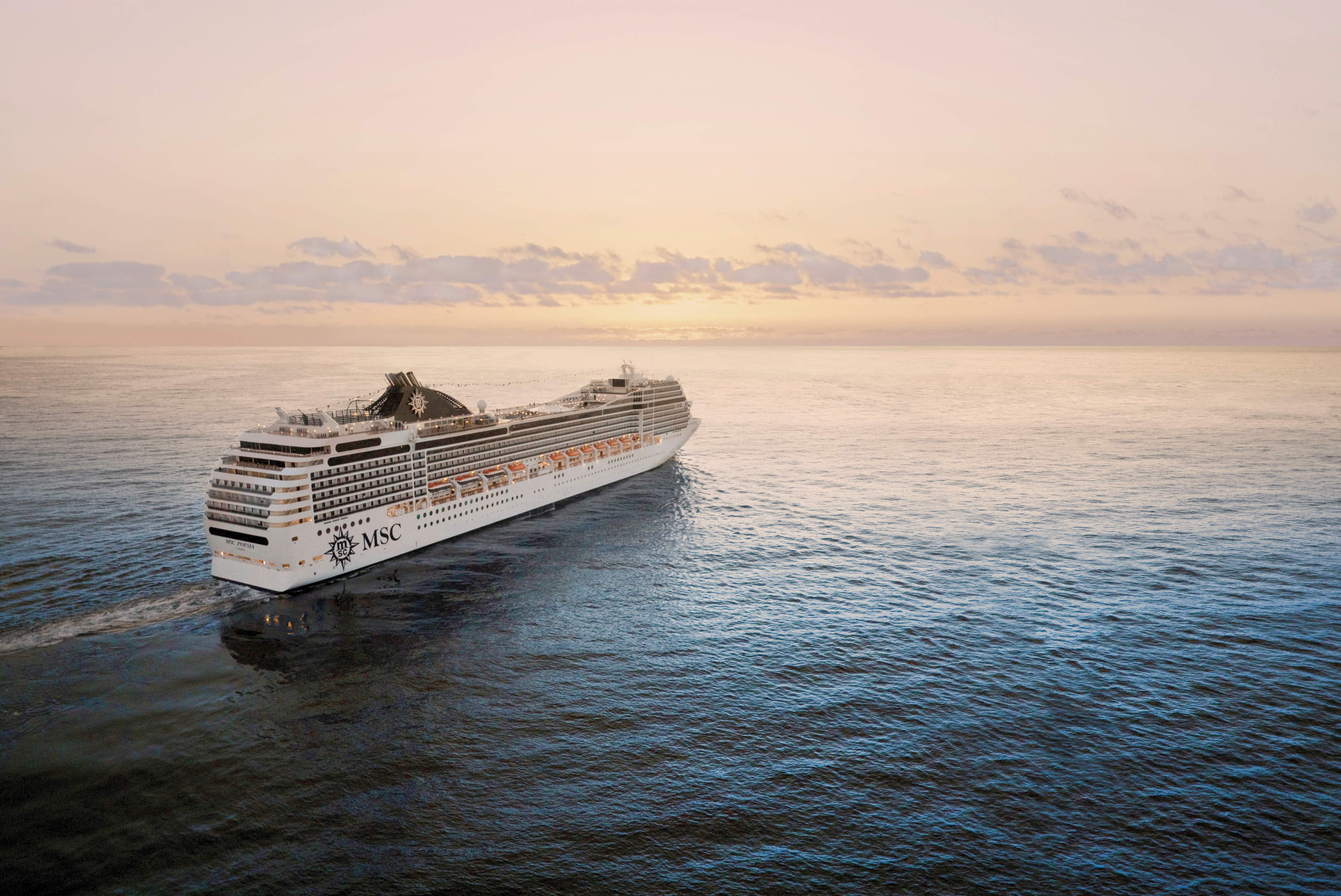 Immagine di sfondo della pagina MSC Poesia debutta in Alaska con il nuovo MSC Yacht Club e un restyling di lusso