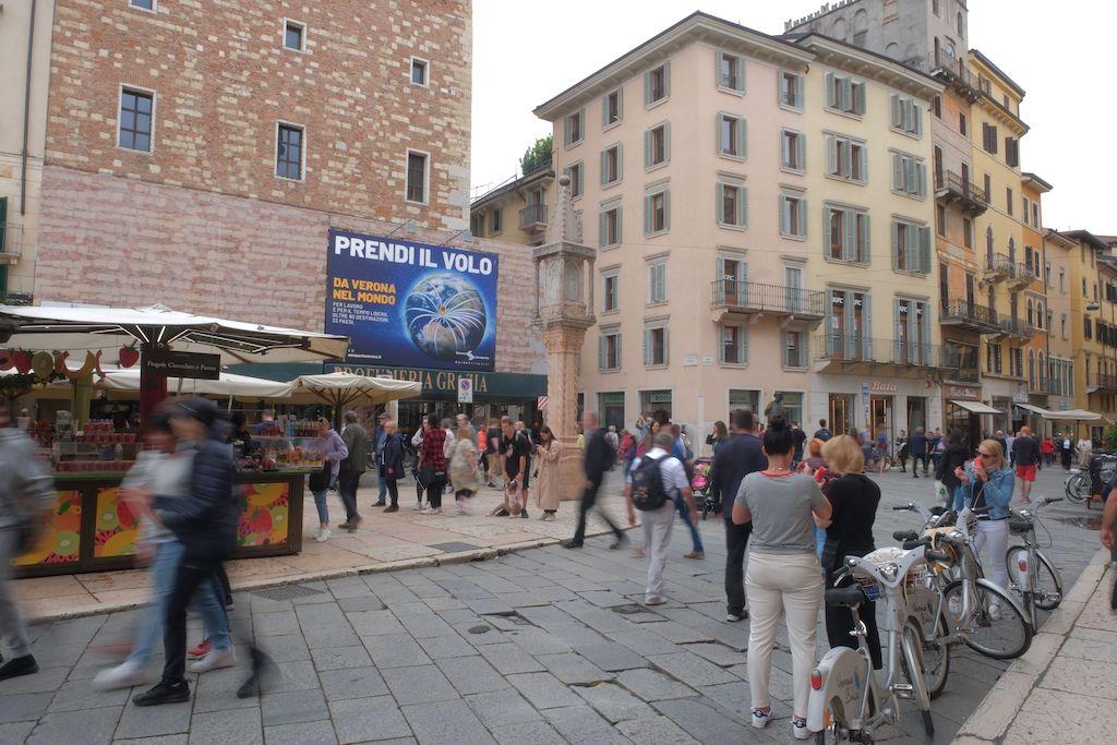 Immagine di sfondo della pagina Aeroporto Verona, nuova campagna pubblicitaria 