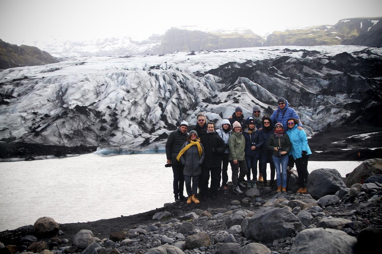 Immagine di sfondo della pagina Giver Viaggi, in Islanda con gli adv