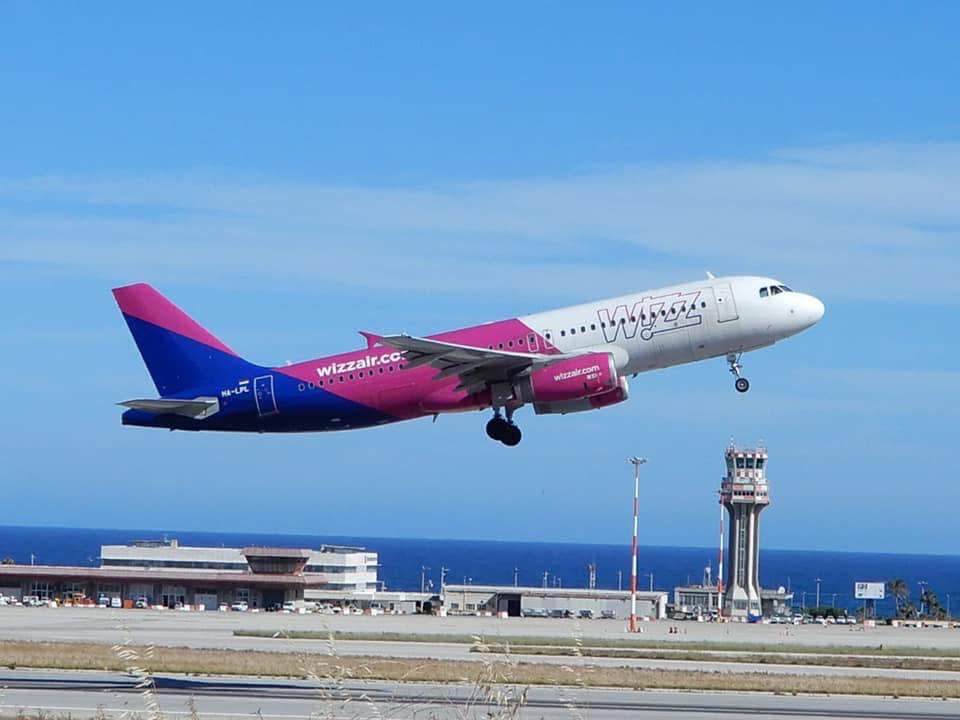 Immagine Wizz Air potenzia i collegamenti da Roma: 12 rotte verso la Spagna per l’estate 2026