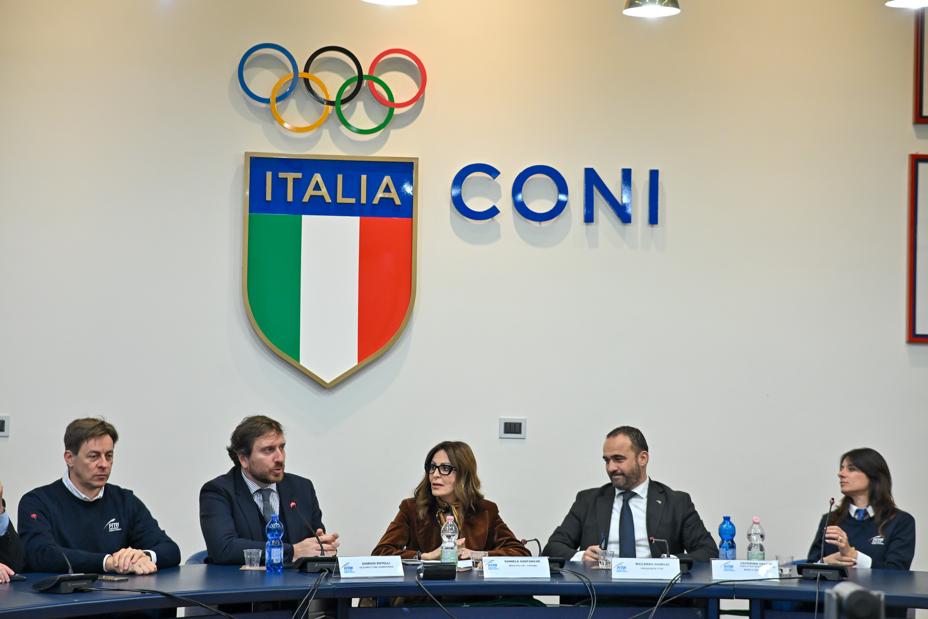 Immagine di sfondo della pagina Nasce “Triathlon Experience”: 4 eventi internazionali per promuovere l’Italia attraverso lo sport