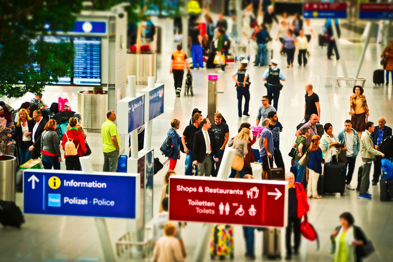 Immagine di sfondo della pagina Airlines for Europe: sospese le misure spagnole sul bagaglio a mano, confermata la libertà di scelta dei passeggeri