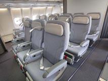 Immagine di sfondo della pagina Alitalia in tre classi: sull\'A330 ecco la Classica Plus