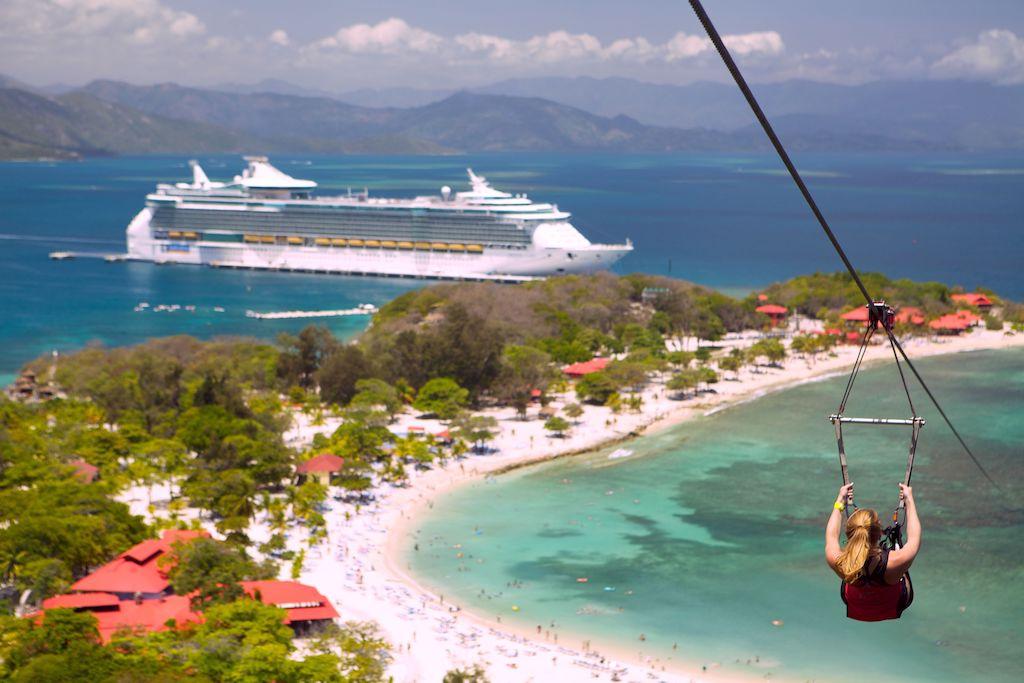 Immagine di sfondo della pagina Royal Caribbean: restyling per Freedom of the Seas