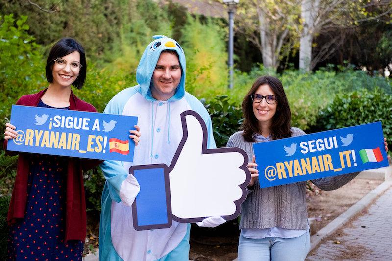 Immagine di sfondo della pagina Ryanair, un account Twitter ufficiale in italiano