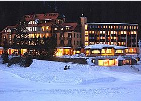 Immagine di sfondo della pagina A TH Resorts la gestione del Golf Hotel Campiglio