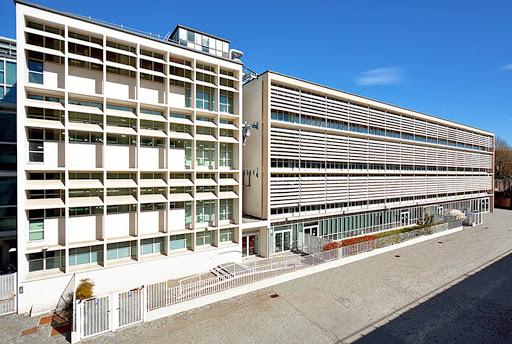 Immagine di sfondo della pagina Ivrea si promuove ed invita le adv