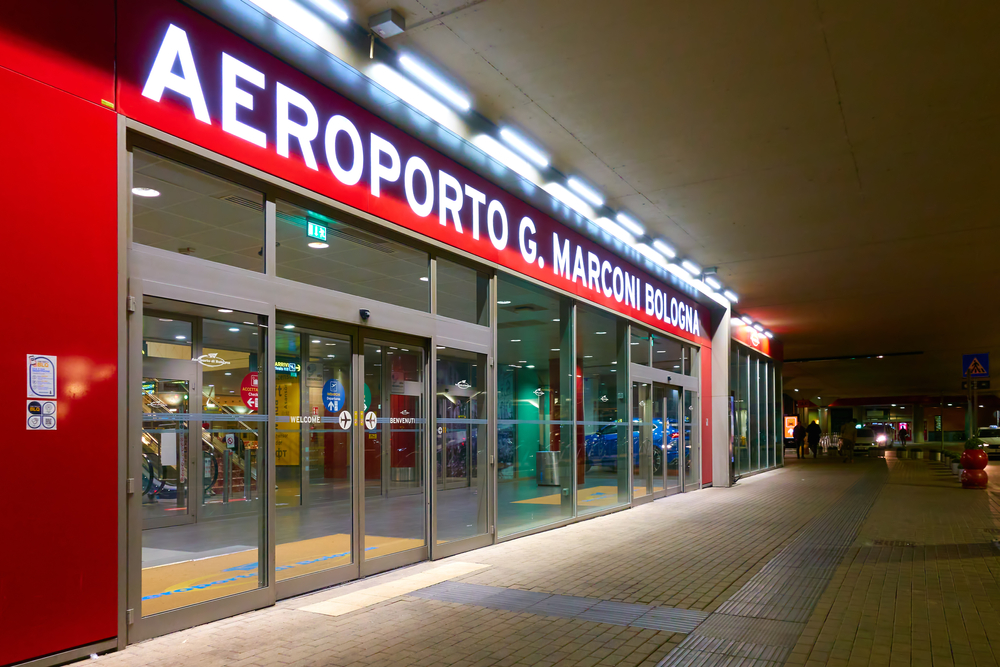 Immagine di sfondo della pagina Semestre positivo per l'Aeroporto di Bologna