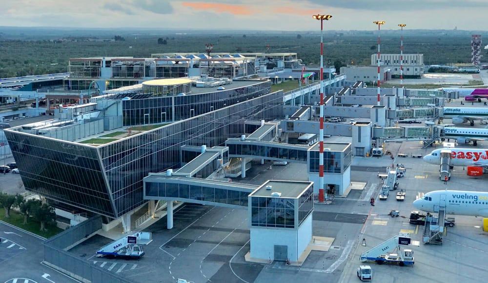 Immagine di sfondo della pagina Aumento di capitale per Aeroporti di Puglia