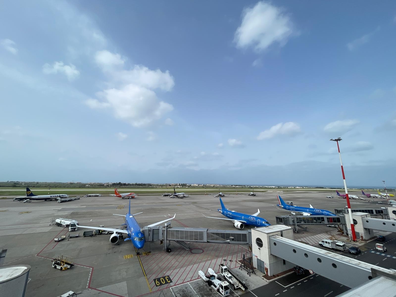 Immagine La Puglia rafforza la connettività aerea con ITA Airways: più voli su Bari e Brindisi verso Linate e Fiumicino