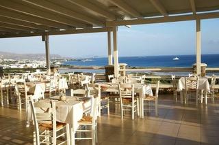 Immagine di sfondo della pagina Apertura Kavuras Village Swan Club a Naxos, il club per le famiglie di Swan Tour in Grecia