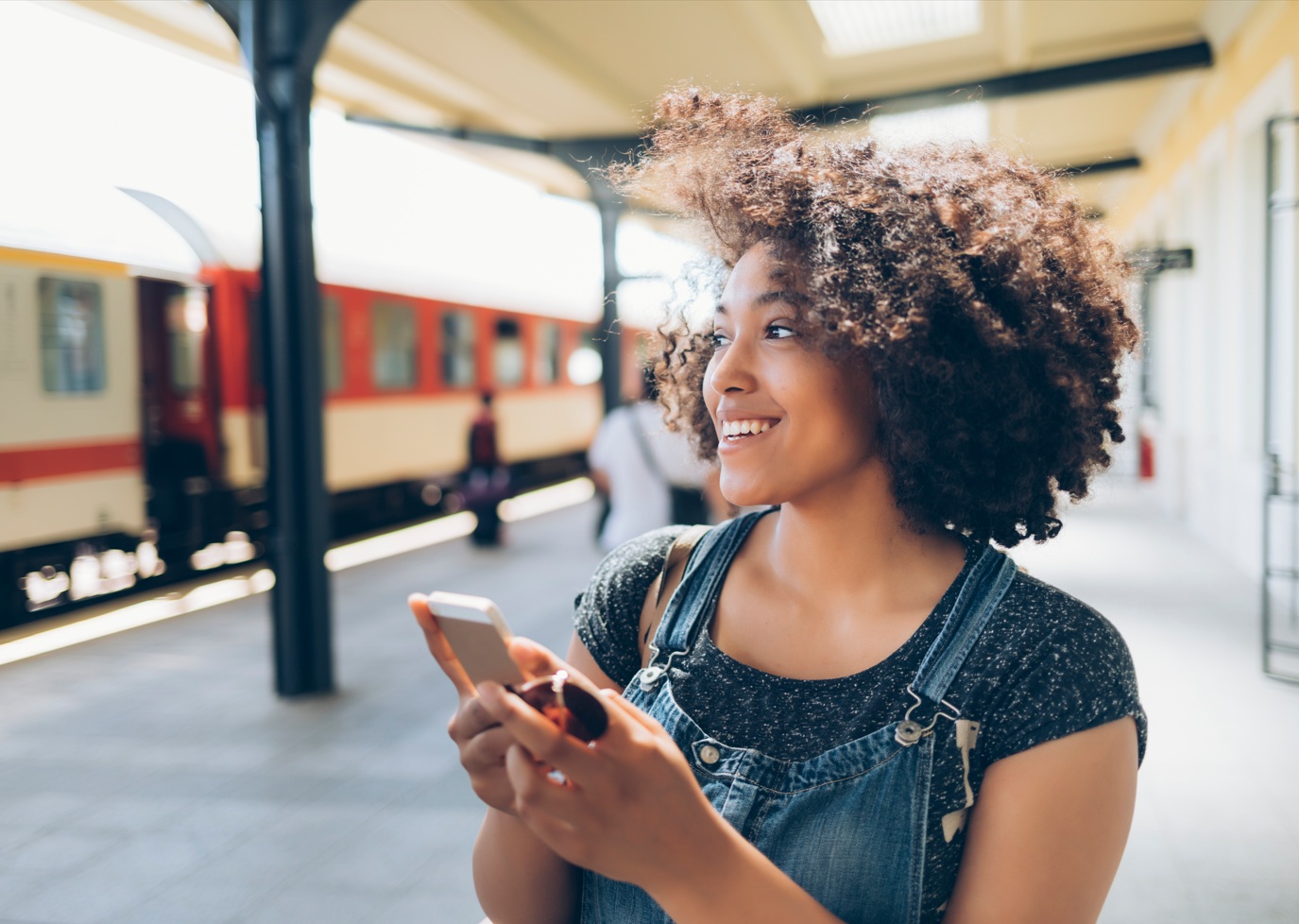 Immagine di sfondo della pagina Mare, città d’arte e comodità: l’estate degli italiani viaggia in treno