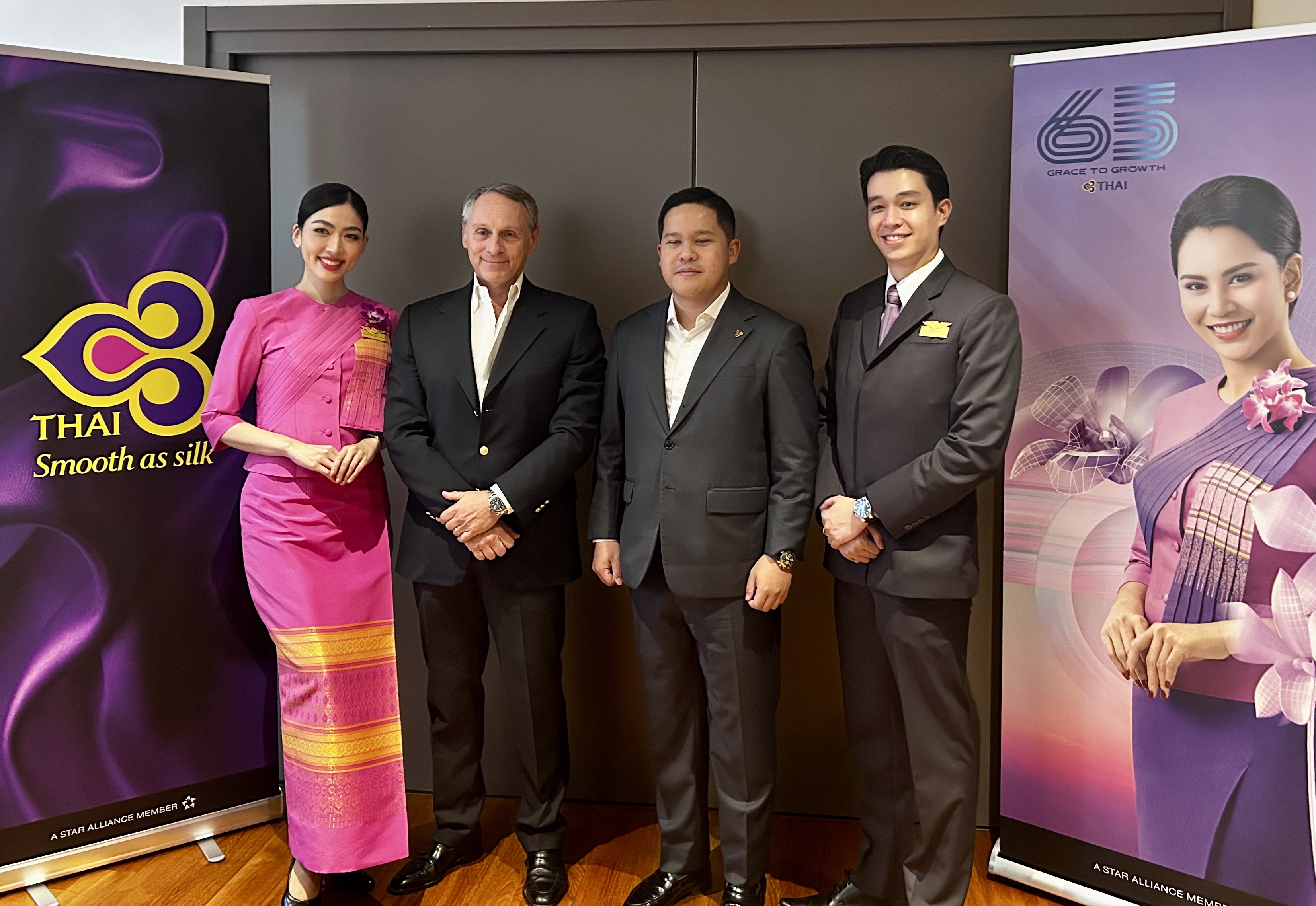 Immagine di sfondo della pagina Buon compleanno, Thai Airways International: numeri in crescita, nuove ambizioni e una strategia che guarda lontano