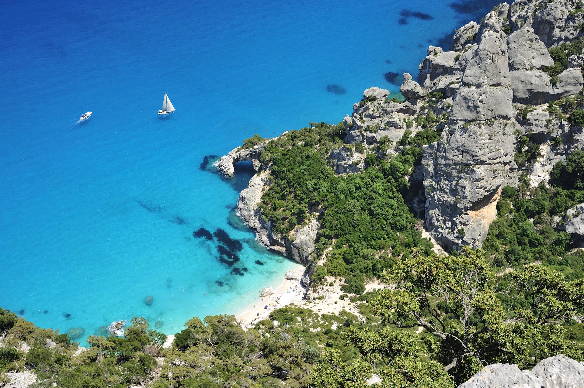 Immagine Ogliastra, un angolo di Mediterraneo tra mare cristallino e storia millenaria