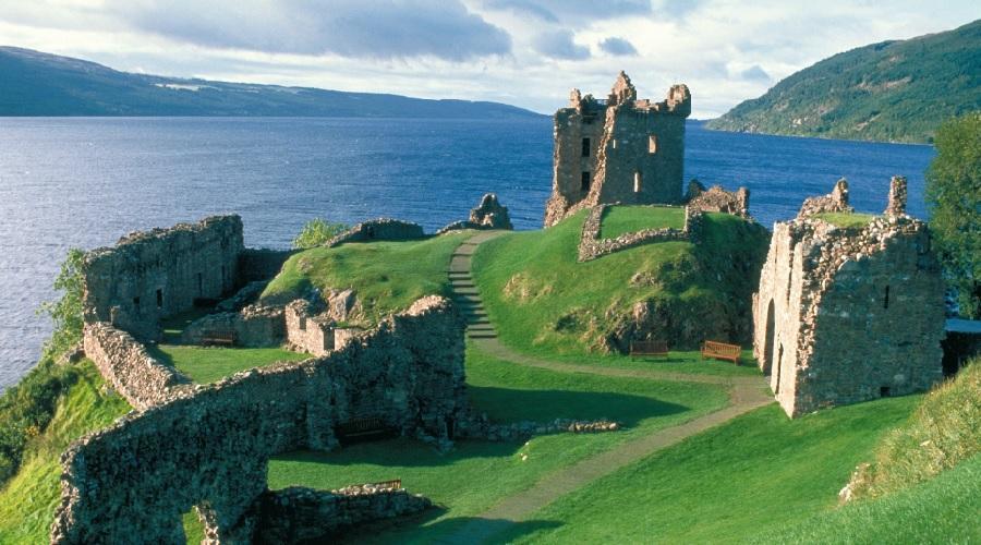 Immagine di sfondo della pagina L'Irlanda riapre: le nuove regole d'ingresso