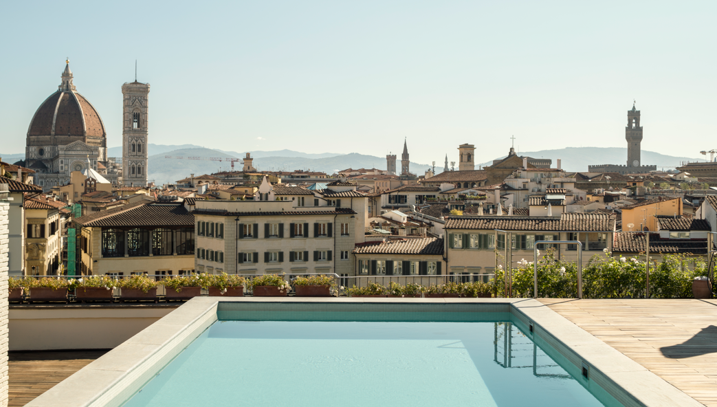 Immagine di sfondo della pagina Firenze, riapre il Rooftop del Grand Hotel Minerva