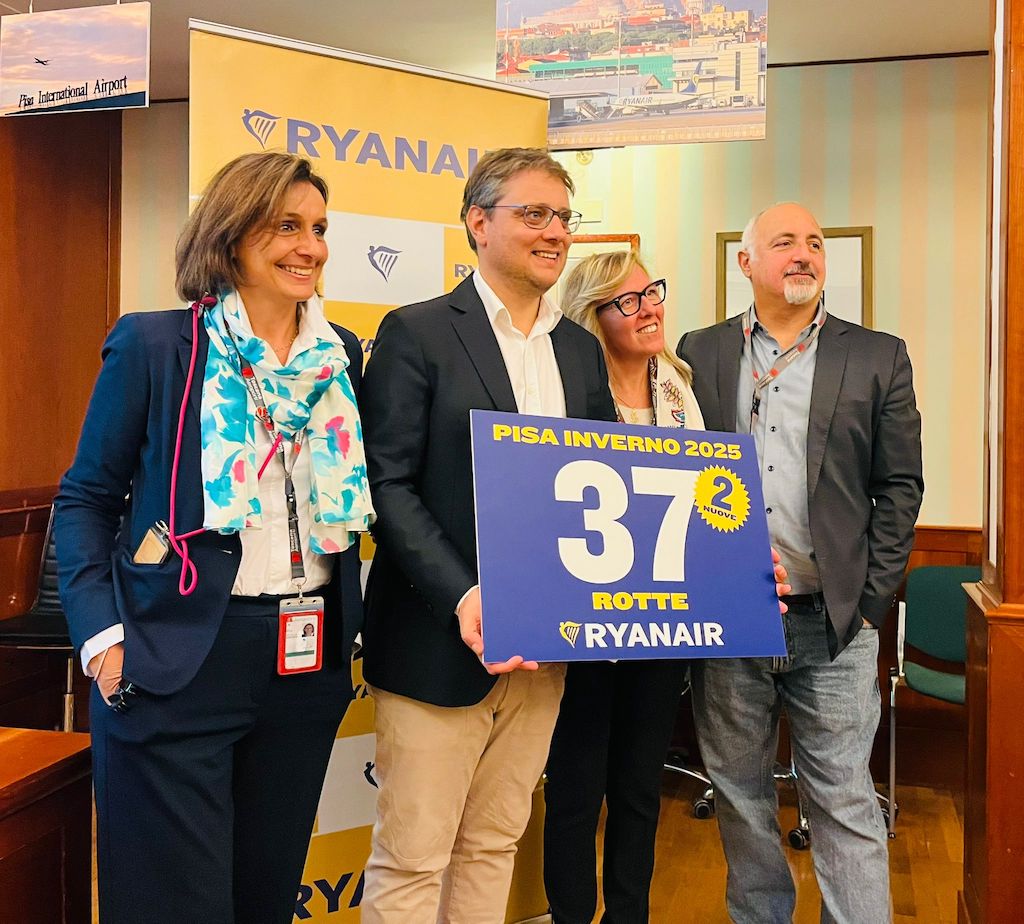 Immagine di sfondo della pagina Ryanair lancia l’operativo invernale 2025 da Pisa: 37 rotte e due nuove destinazioni