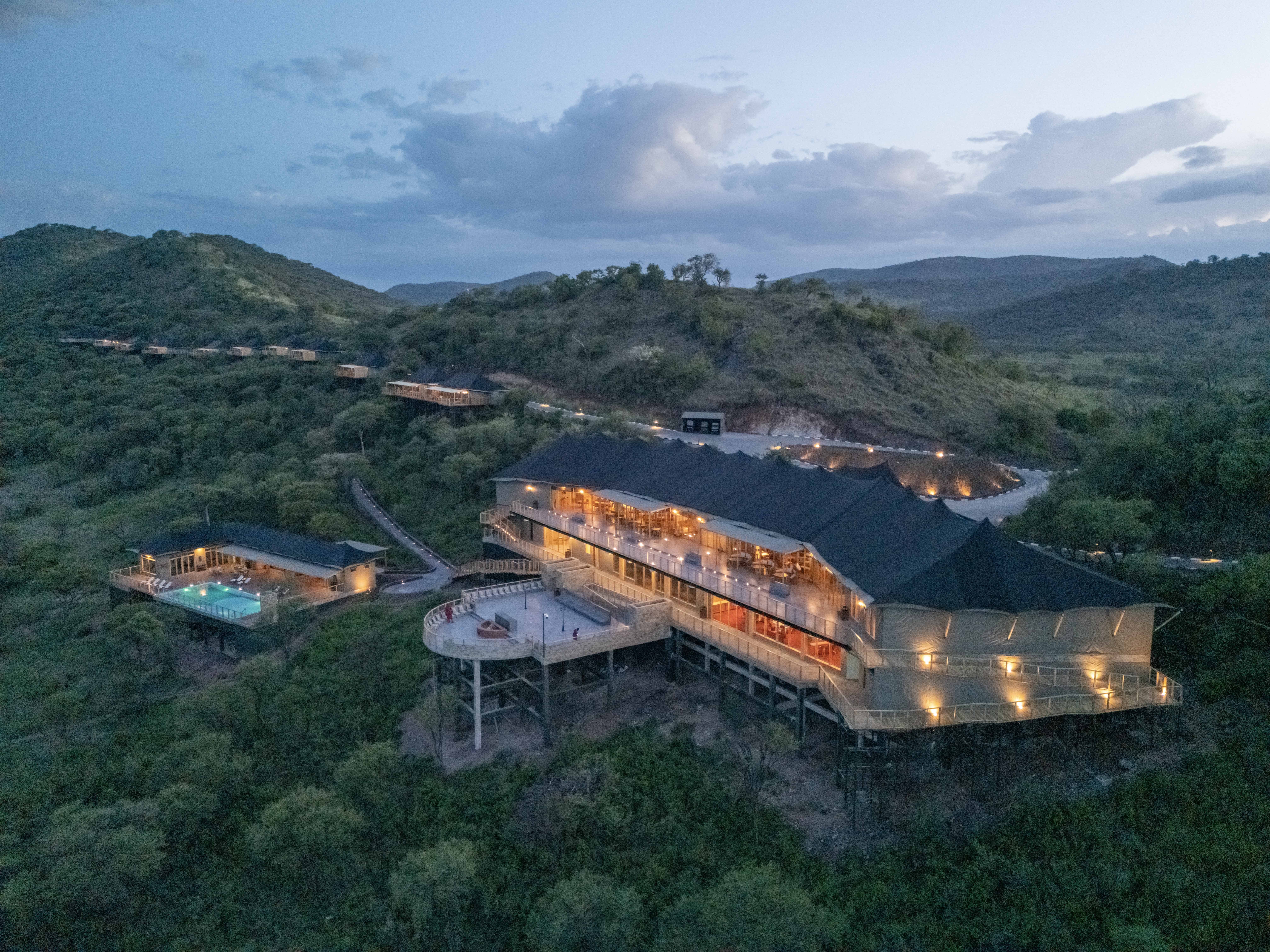 Immagine Neptune Hotels inaugura il Neptune Serengeti Luxury Tented Camp