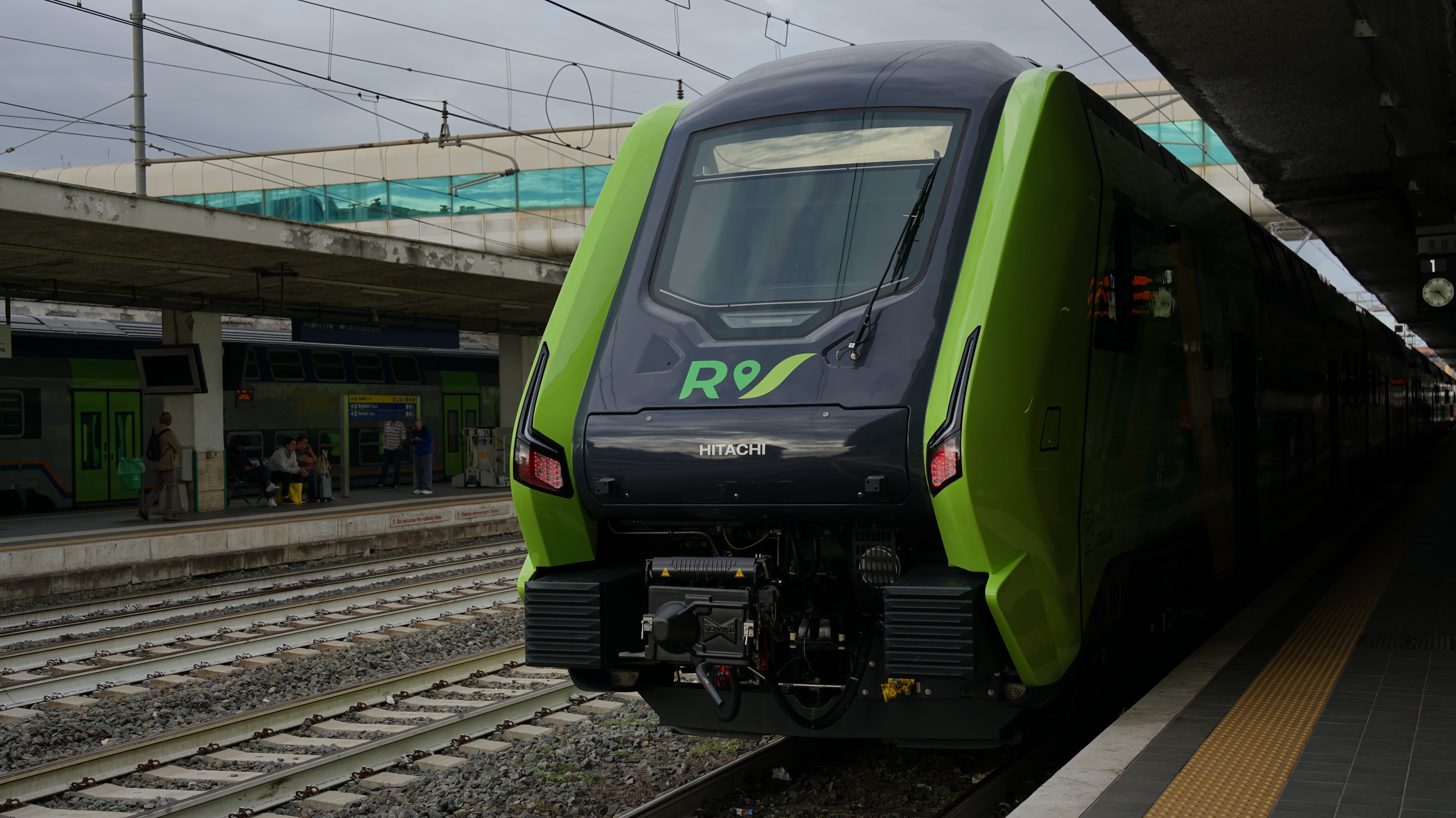 Immagine di sfondo della pagina Trenitalia: 100 nuovi treni regionali nel 2025