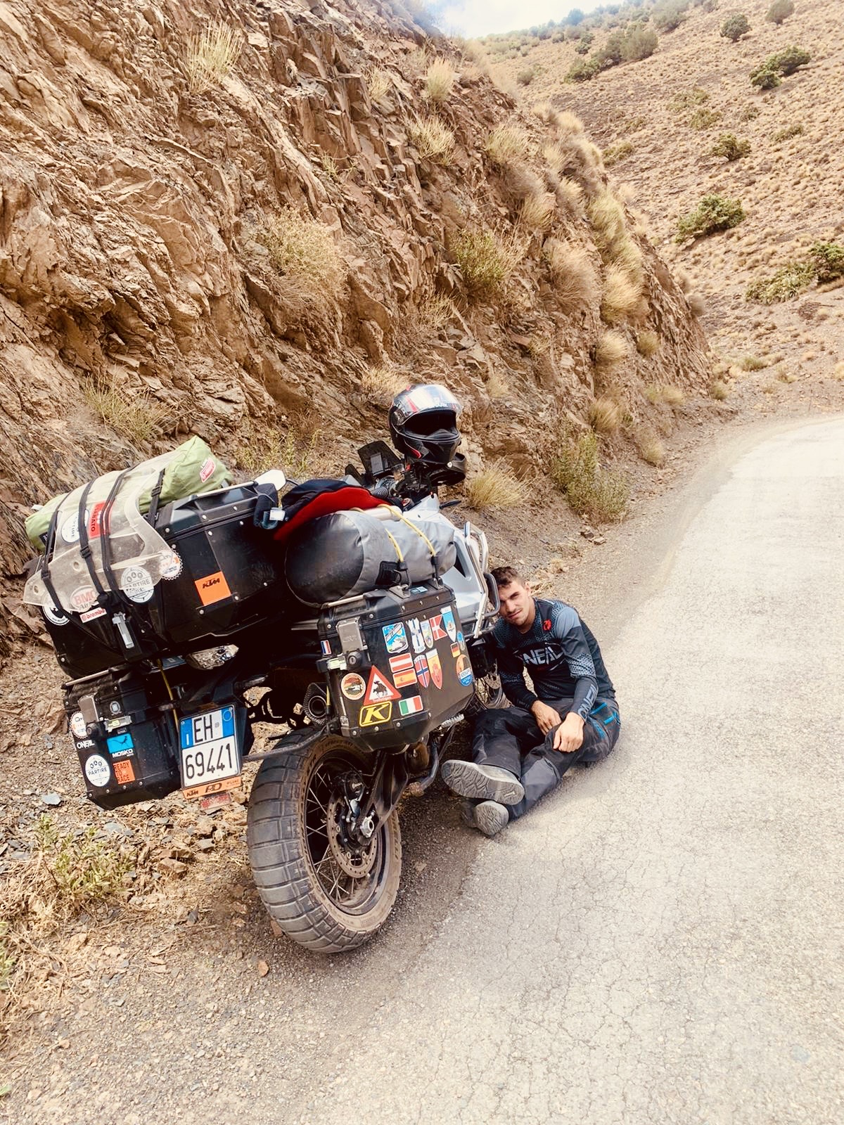 dac16390-9ec6-40fd-b183-59eeaa72a373