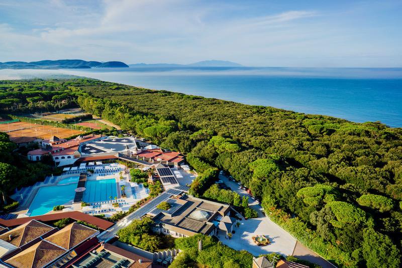 Immagine di sfondo della pagina Gruppo Nicolaus: apre il Garden Toscana Resort