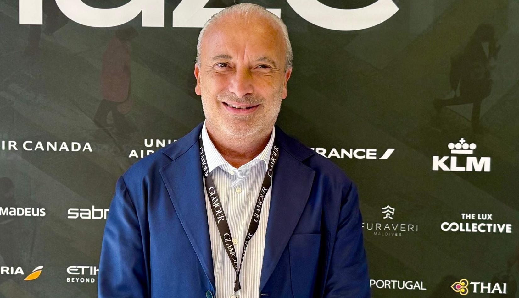 Immagine di sfondo della pagina Glamour, focus sull'inverno tra Natale, Capodanno e Fast Track: nuove opportunità per le agenzie