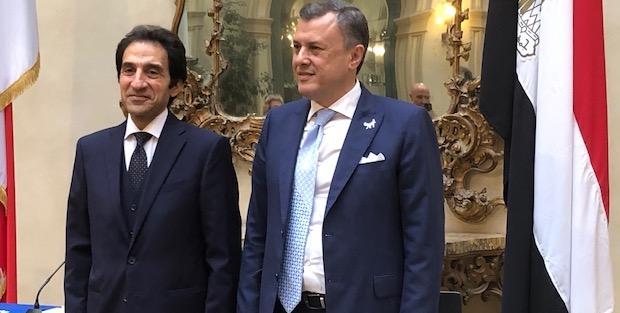 Immagine di sfondo della pagina L'Egitto ci crede: "1 milione di italiani nel 2024"