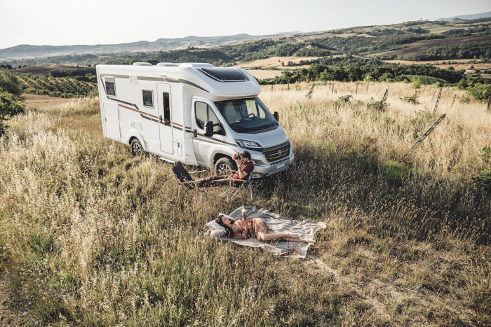 Immagine di sfondo della pagina Camper e libertà: la crescita inarrestabile del turismo outdoor