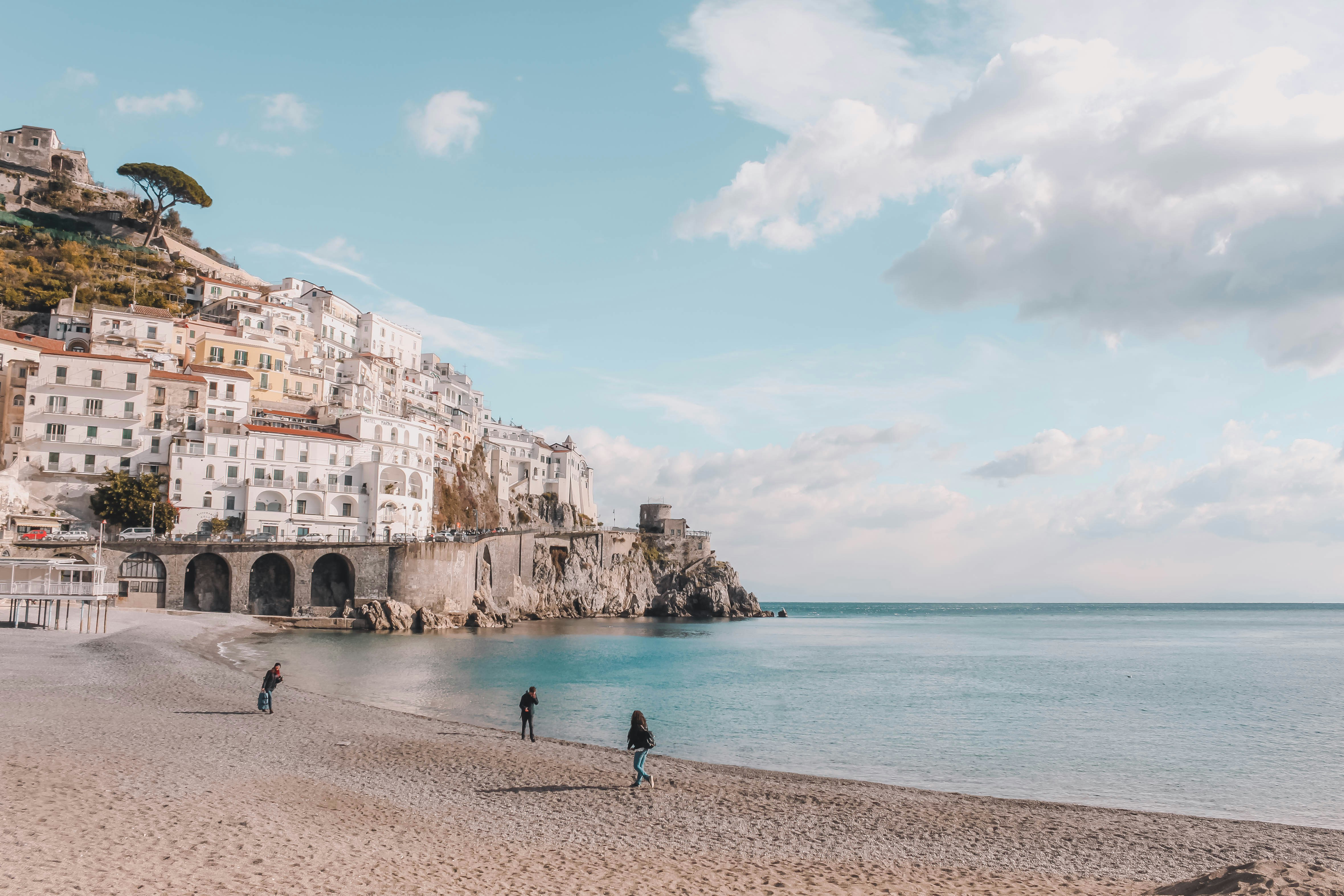 Immagine di sfondo della pagina Piccoli centri, grande fascino: Maratea guida la classifica delle “Small Cities” 2025
