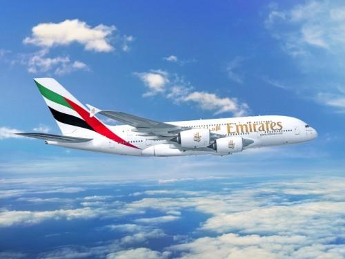 Immagine di sfondo della pagina Emirates aumenta le frequenze sulla Roma-Dubai