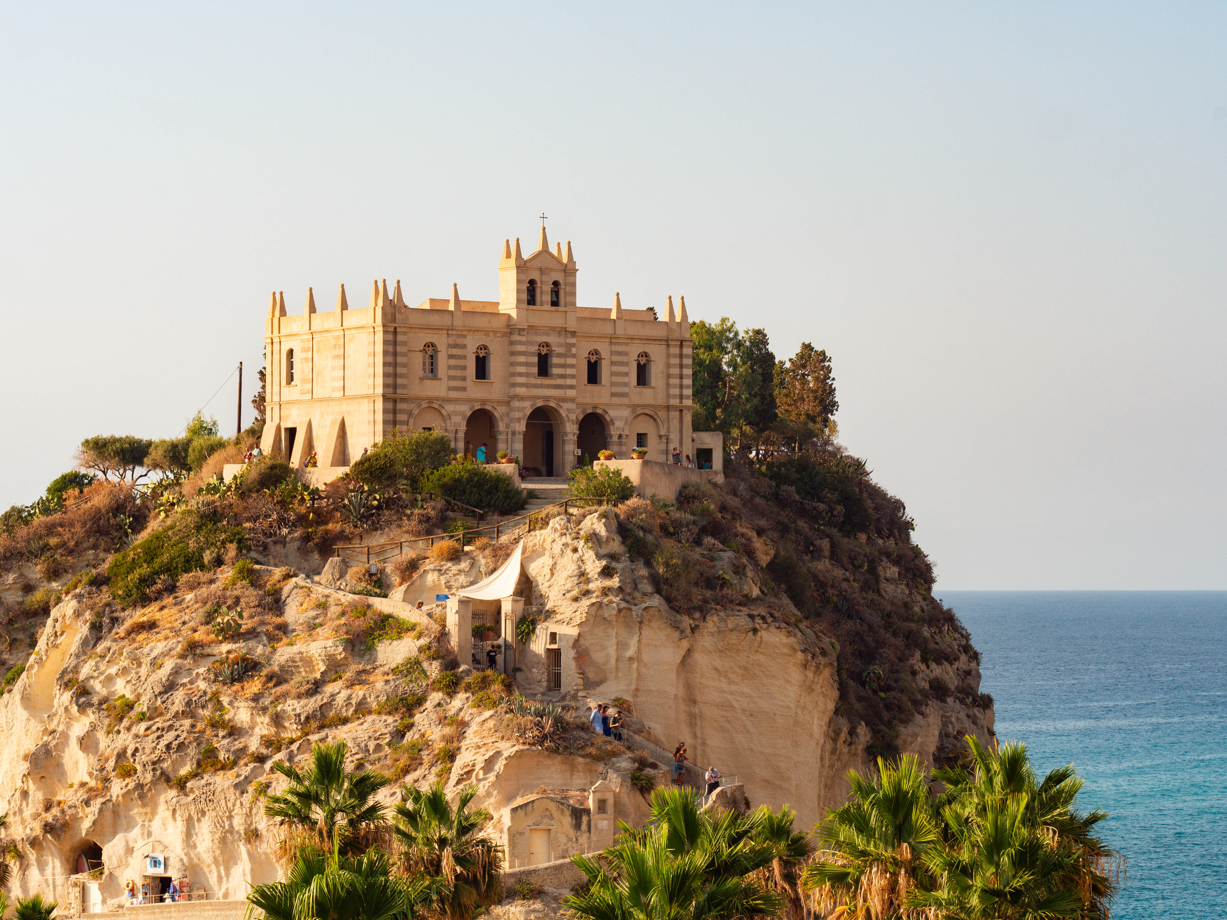 Immagine Tropea, gli albergatori chiedono un incontro ai Commissari su erosione costiera e lungomare