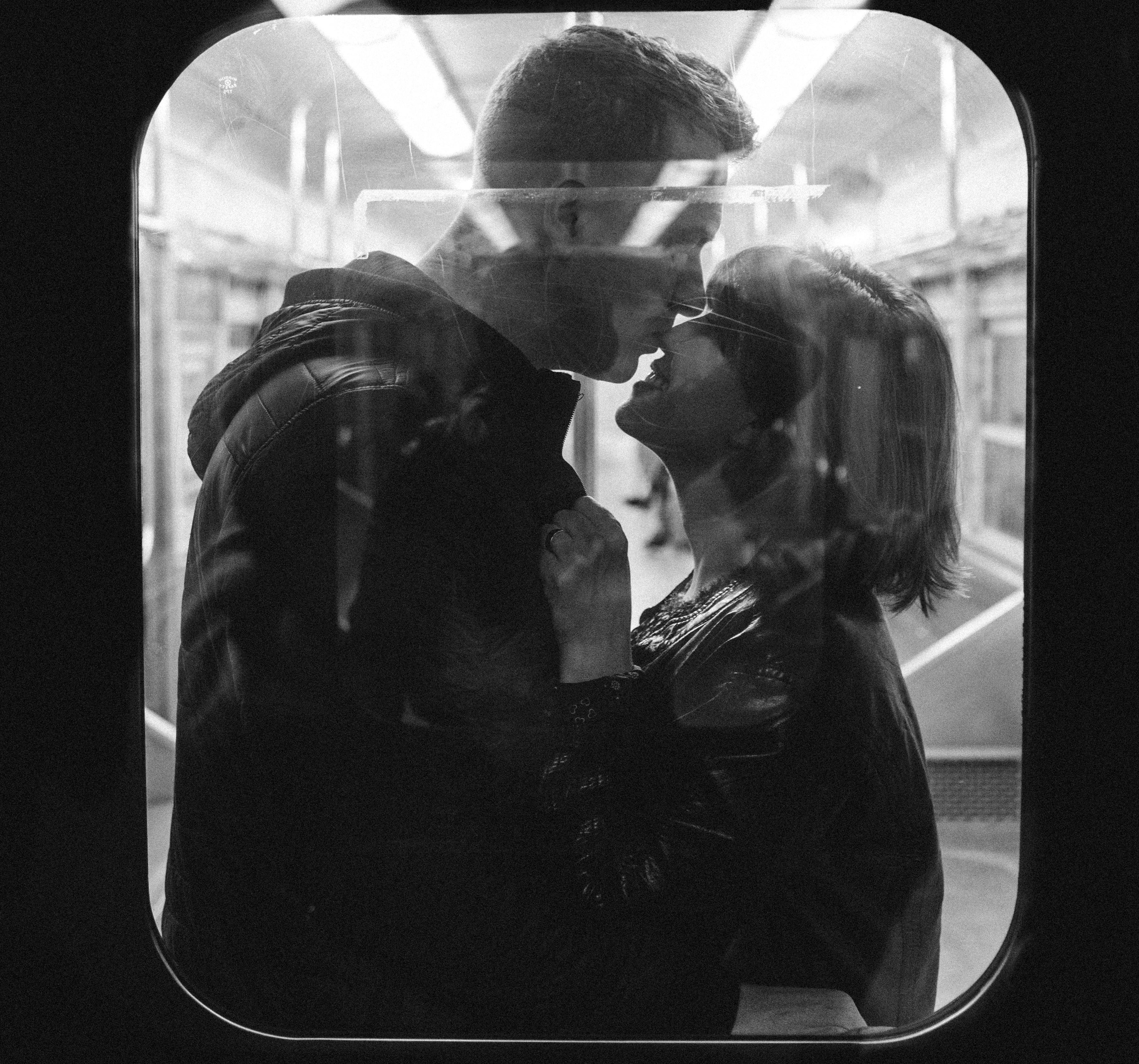 Immagine San Valentino sui binari: +43% di viaggi in treno per fughe romantiche e culturali