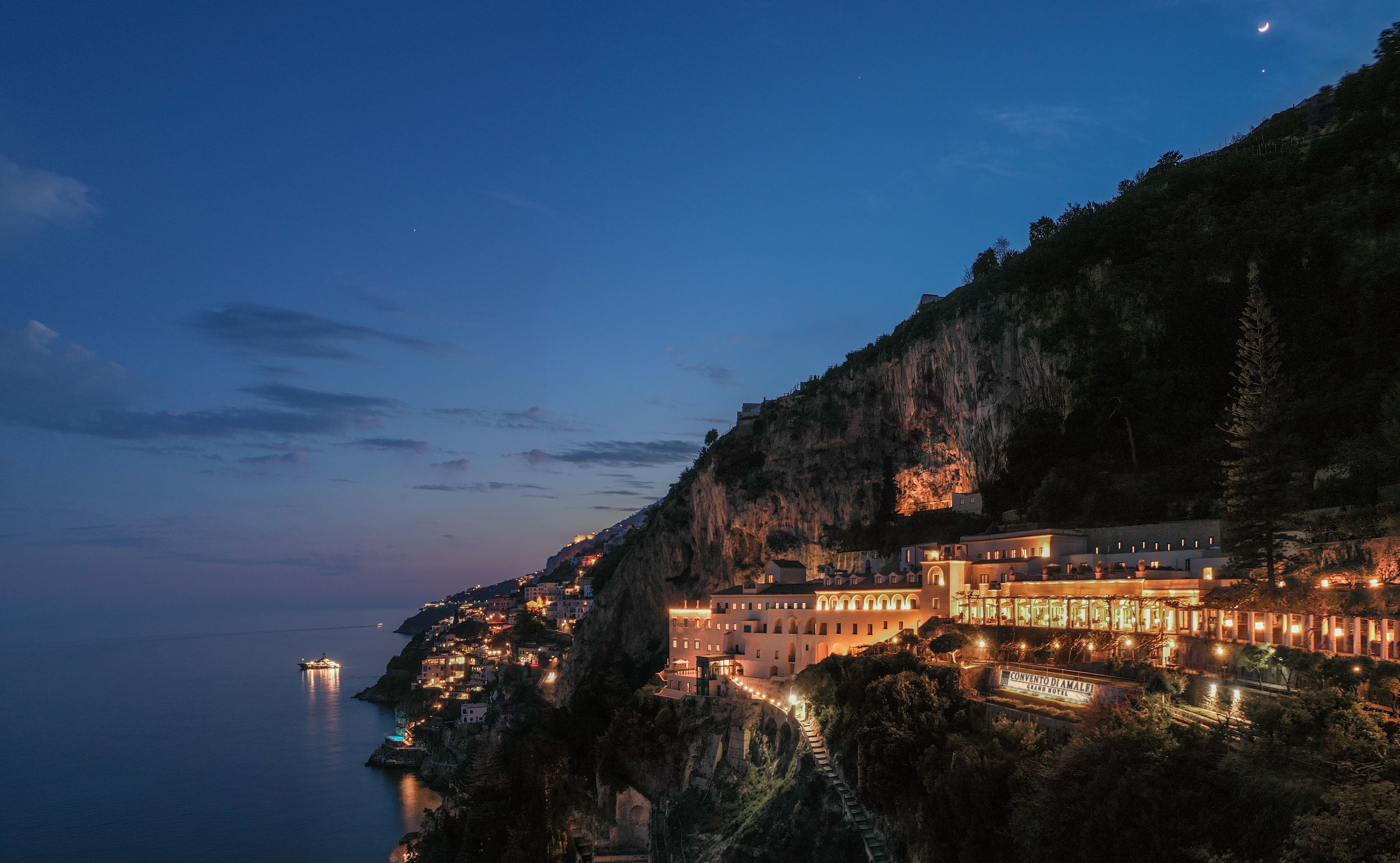Anantara_Convento_di_Amalfi_Grand_Hotel_Hero