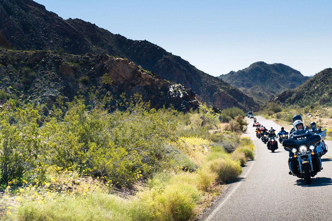 Immagine di sfondo della pagina EAGLERIDER, non solo Harley