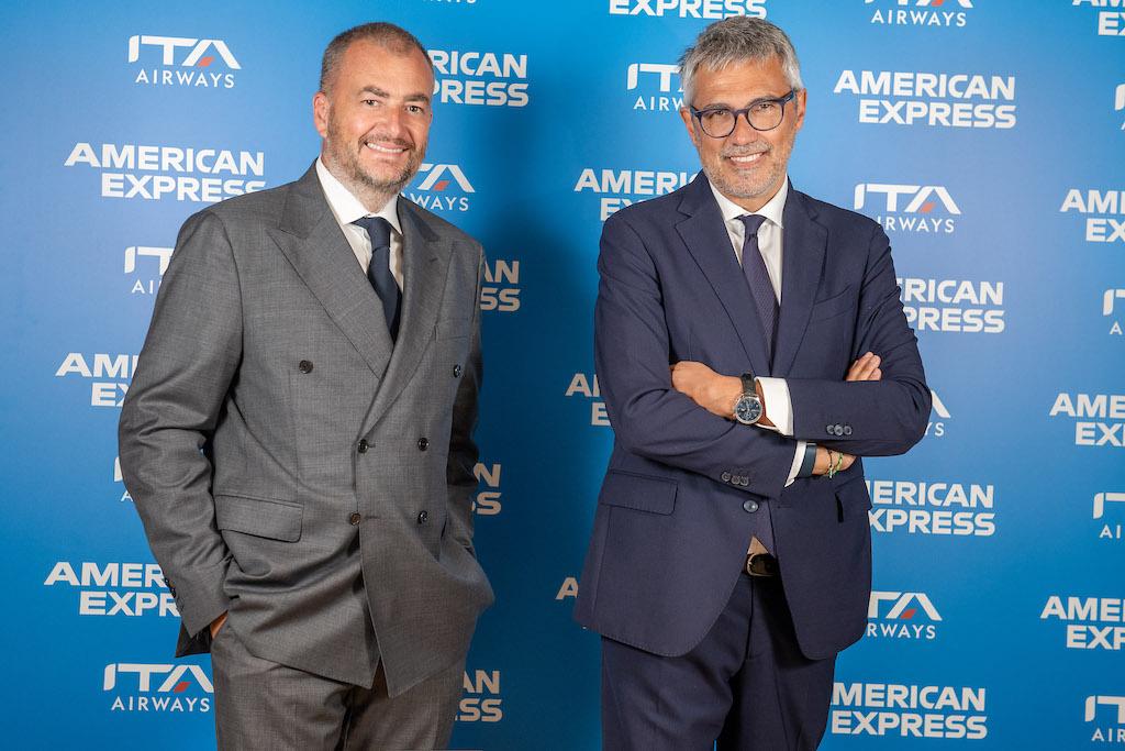 Immagine di sfondo della pagina Nuove carte ITA Airways American Express