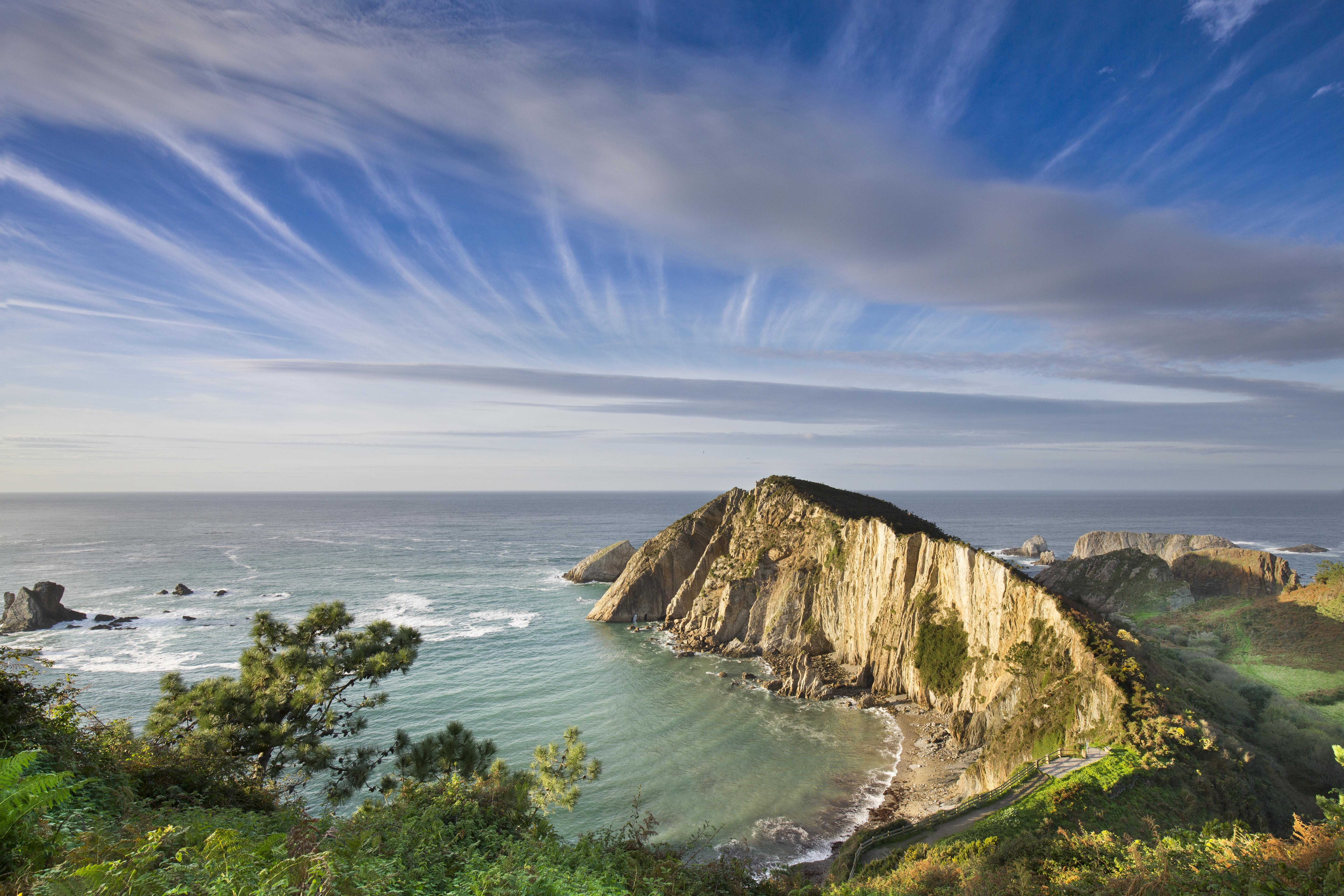 Immagine Le Asturie investono nel turismo congressuale: online il portale AsturiasMeetingLand.es
