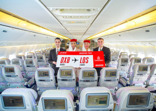 Immagine di sfondo della pagina Emirates riprende i voli giornalieri per la Nigeria ed atterra a Lagos