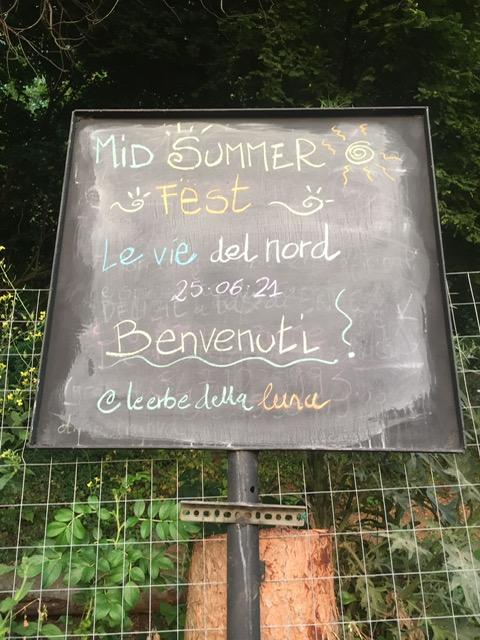Immagine di sfondo della pagina Midsummer, la festa con le adv di Vie del Nord