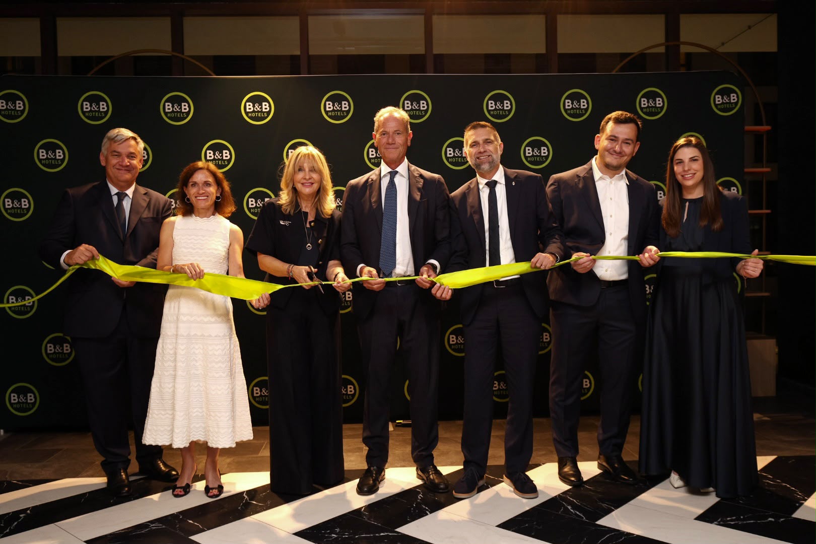 Immagine B&B HOTELS inaugura il Venezia Laguna: 406 camere e rooftop sulla Laguna