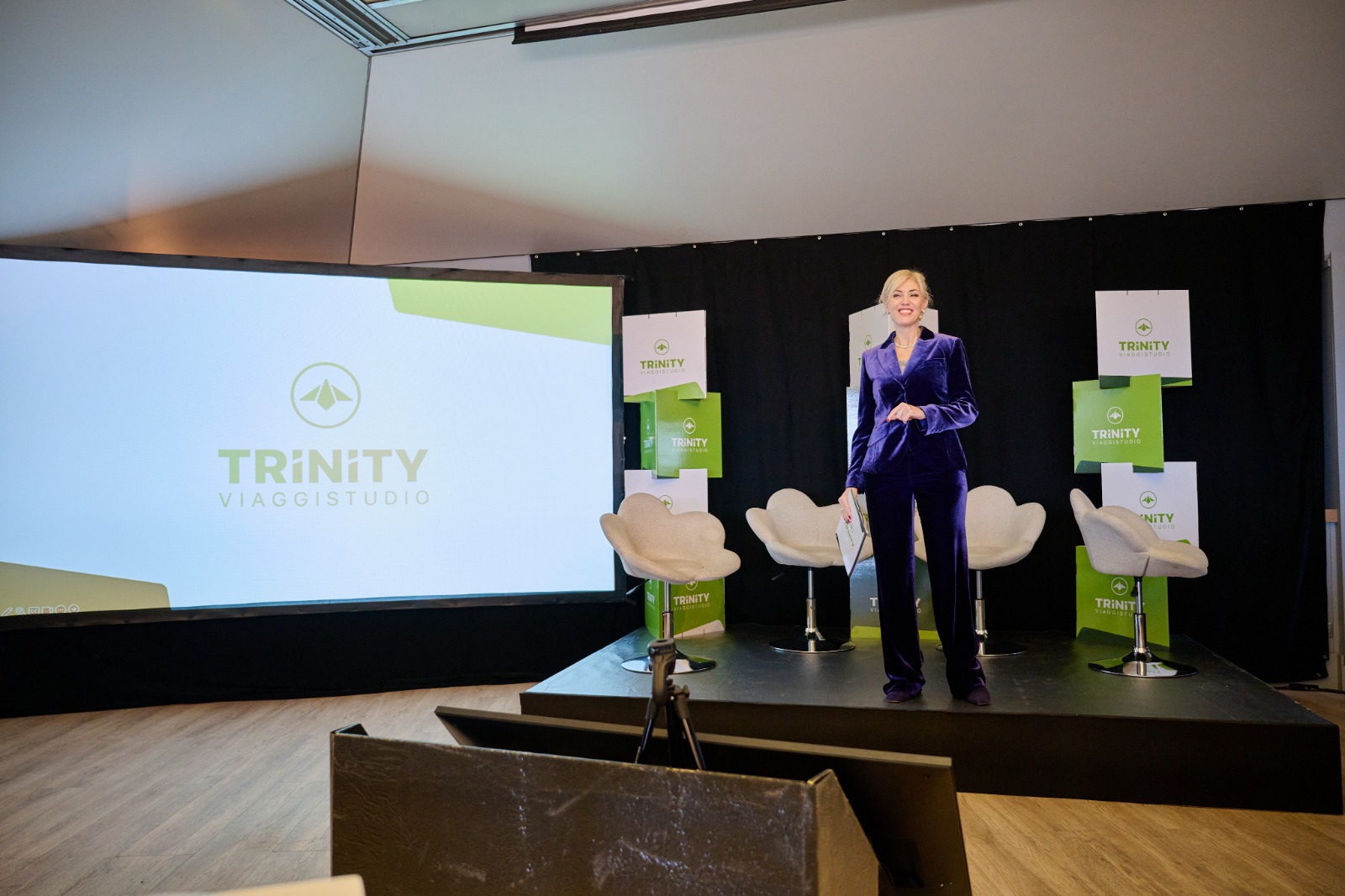 Immagine di sfondo della pagina Trinity ViaggiStudio: a Madrid la Convention 2025 tra formazione e progettazione delle vacanze studio