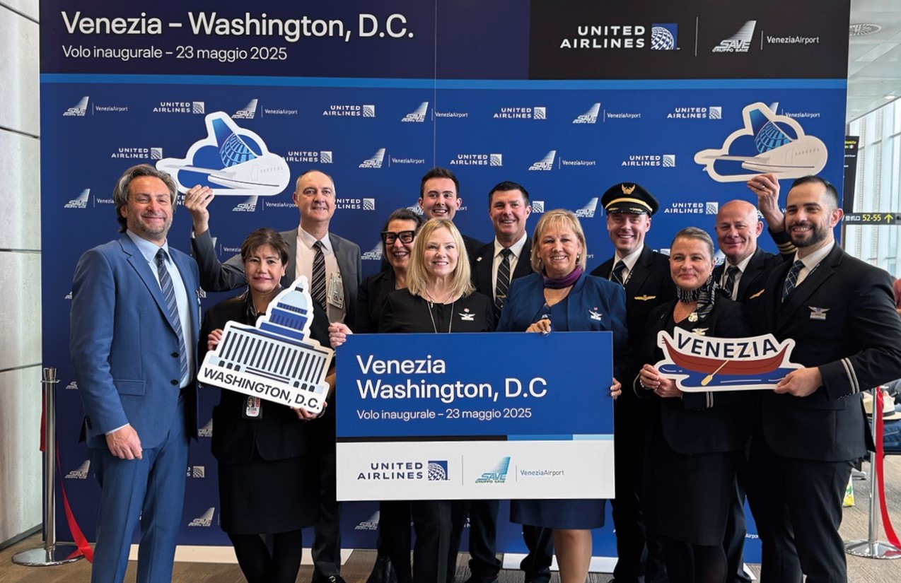 Immagine di sfondo della pagina United Airlines e Aeroporto di Venezia: via al collegamento giornaliero diretto tra Venezia e Washington D.C.