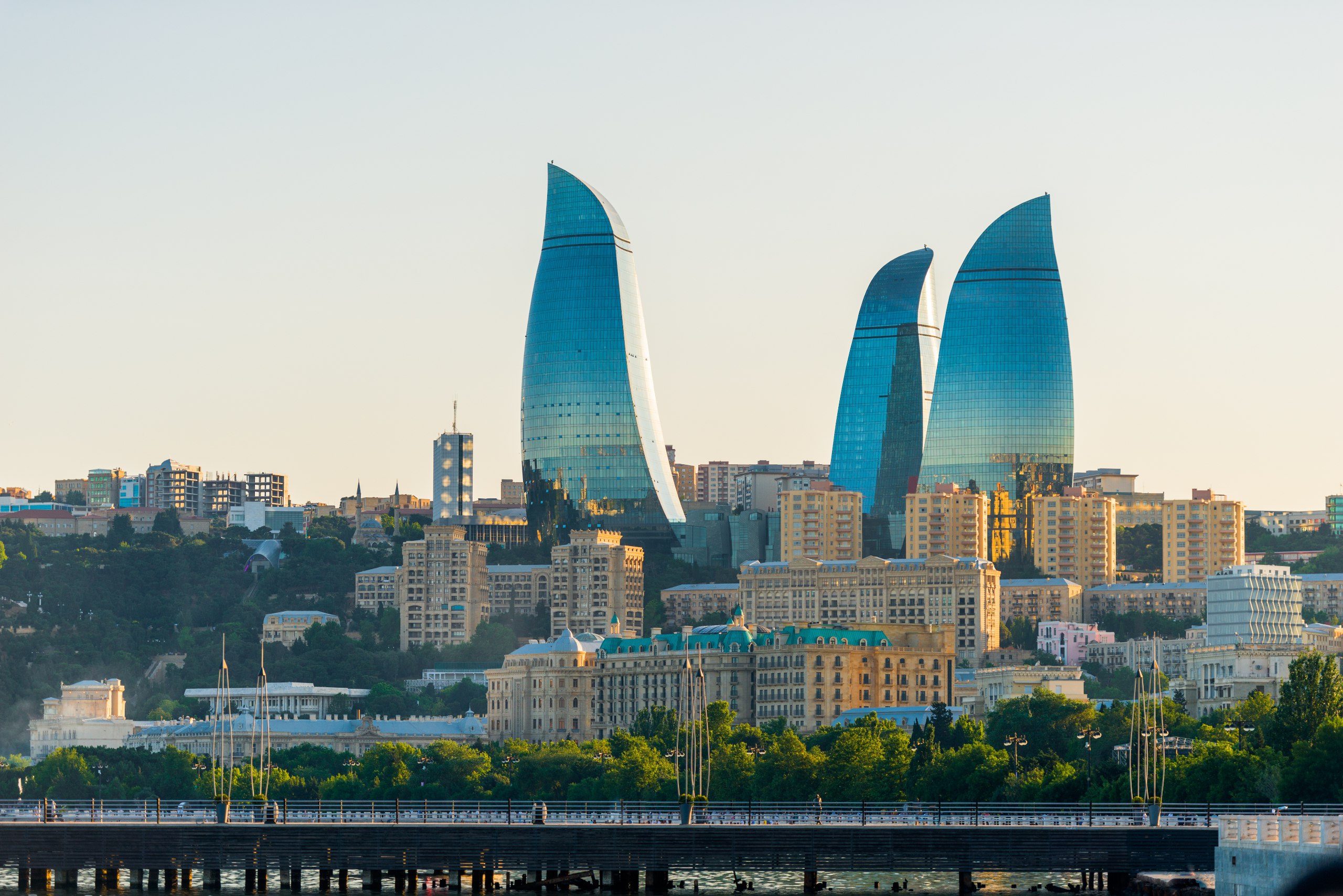 Immagine di sfondo della pagina Air Astana lancia voli diretti dal Kazakistan occidentale all'Azerbaigian