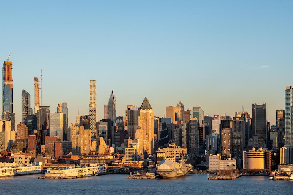 Immagine di sfondo della pagina NY si promuove in Italia:intesa con  Alpitour World