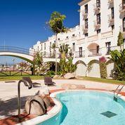 Immagine di sfondo della pagina L’estate dello Smy Hotel Sighientu Thalasso&Spa