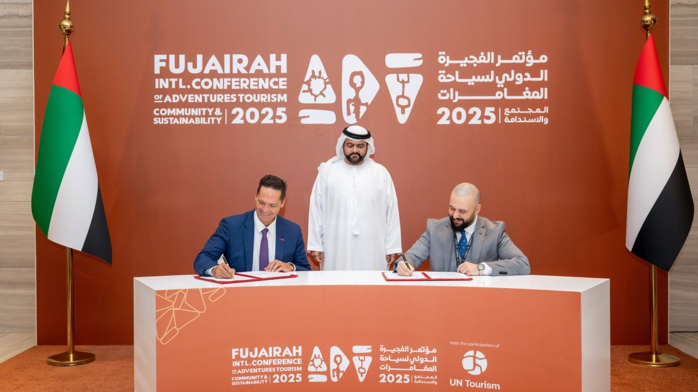 Immagine di sfondo della pagina Accordo Ras Al Khaimah–Fujairah: nasce un corridoio d’avventura tra gli emirati del Nord